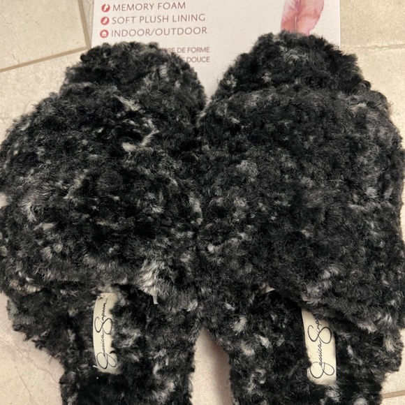 Jessica Simpson slippers - Picture 4 of 5